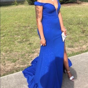 Beautiful Royal Blue dress Elegant